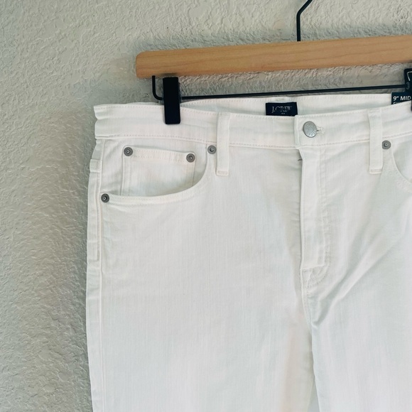 J. crew Mid Rise Skinny Jean White Denim NWT 31 tall - Picture 2 of 10